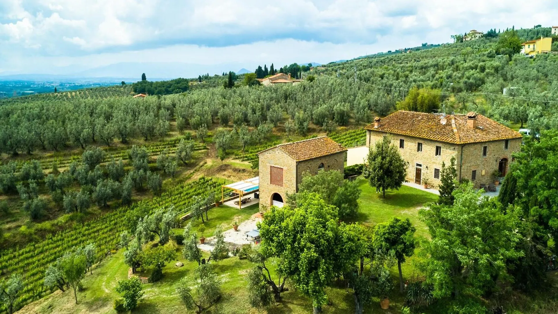 Beautiful Holiday Home In Vinci With Swimming Pool