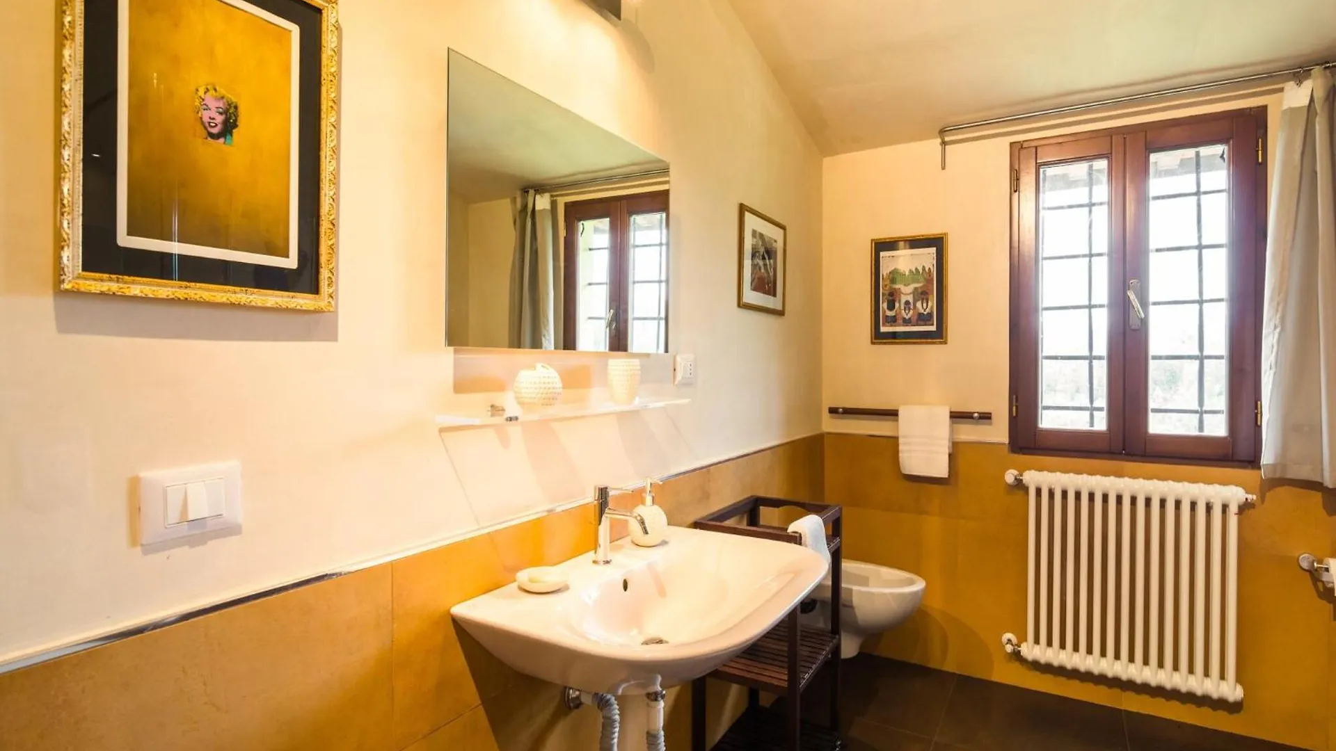 Beautiful Holiday Home In Vinci With Swimming Pool